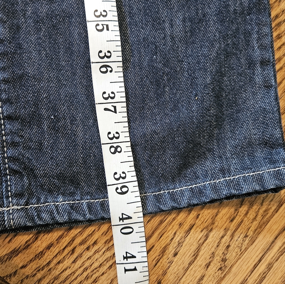 Eddie Bauer button fly size 6 boyfriend relaxed jeans. Like new - Picture 12 of 12